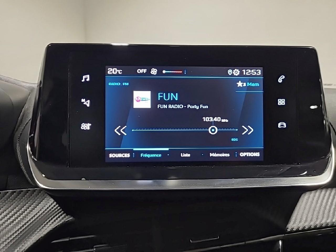 Peugeot 2008 puretech 100 s&s bvm6 active — photo 11