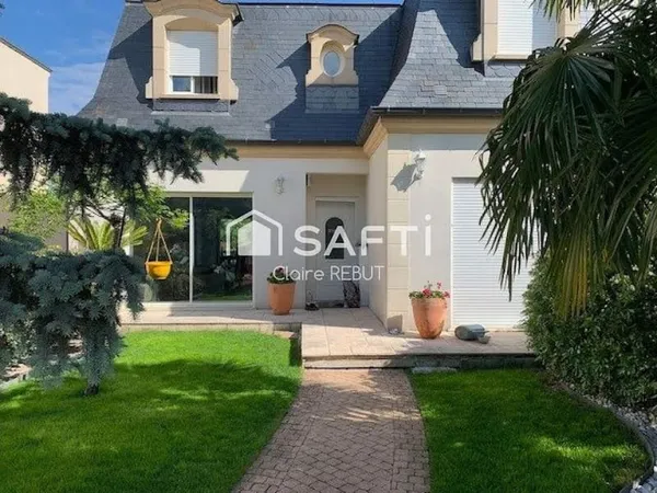 Maison 7 pièces 165 m²