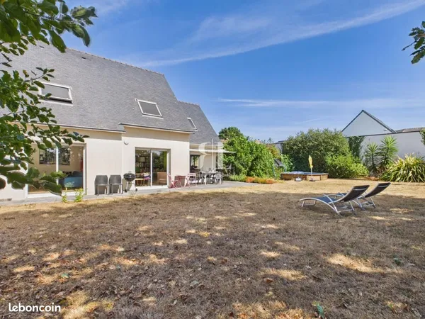 Maison 6 pièces 179 m²
