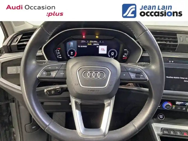 Audi Q3 35 tfsi 150 ch s tronic 7 — photo 22