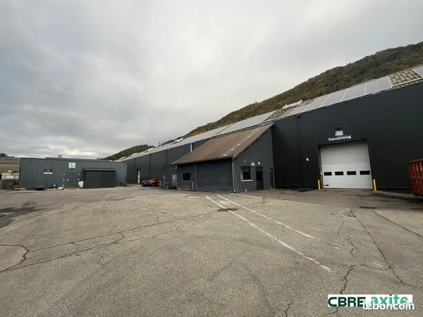 LOCAL D'ACTIVITE 300 m² LE CHEYLAS