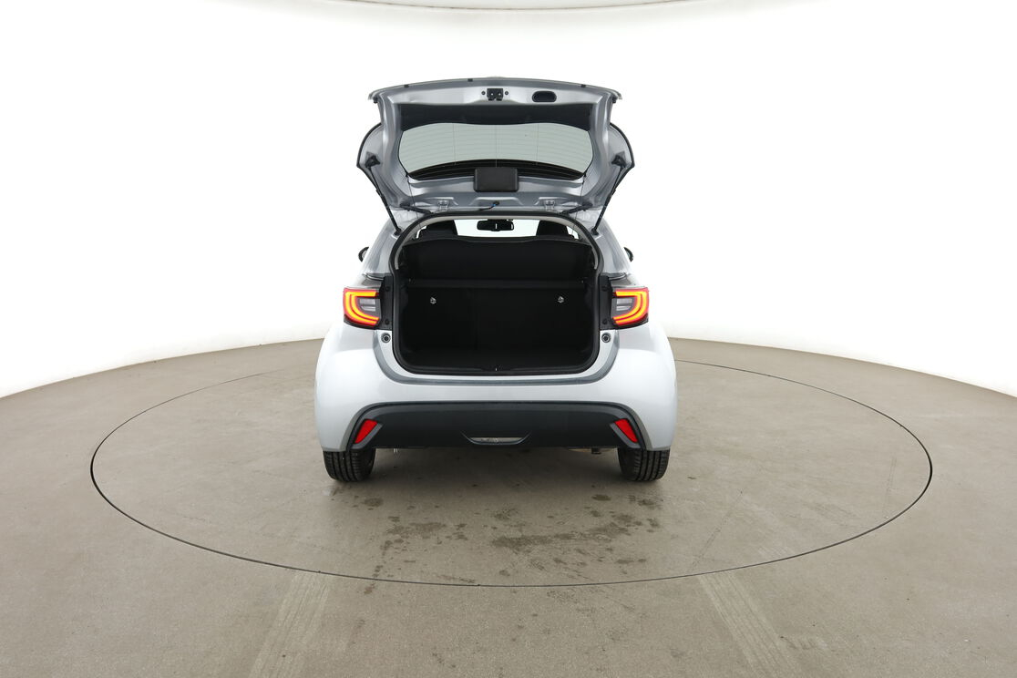 Toyota Yaris 1.5 Hybrid Design — photo 15
