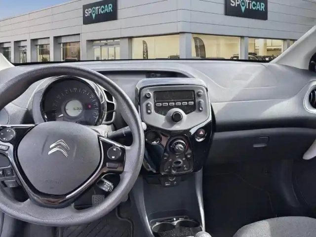 Citroën C1 vti 72 s&amp;s feel — photo 10