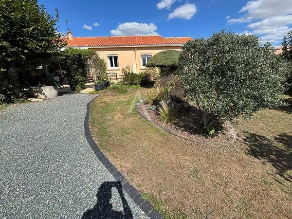 Maison de plain-pied 6 pièces 147 m²