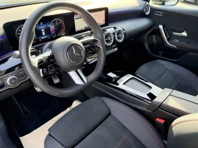 Mercedes Classe A 180 d amg line — photo 21