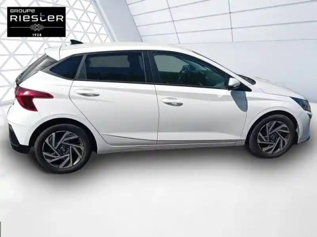 Hyundai I20 1.0 t-gdi 100 dct-7 hybrid 48v — photo 4