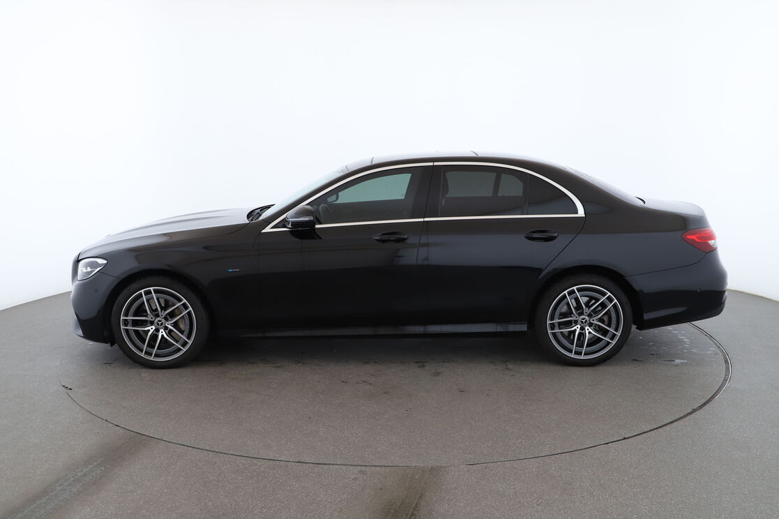 Mercedes-Benz Classe E 300 de AMG Line 9G-Tronic — photo 2