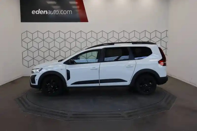 Dacia Jogger eco-g 100 5 places — photo 2
