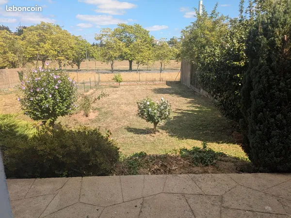 Maison familiale avec jardin