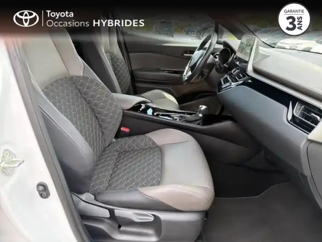 Toyota C-Hr 184h distinctive 2wd e-cvt  mc19 — photo 6