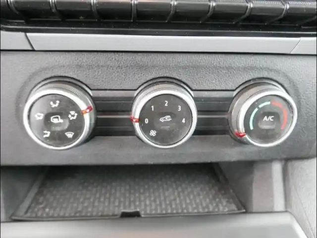 Renault Express Van 1.5 blue dci 95ch confort 22 — photo 5