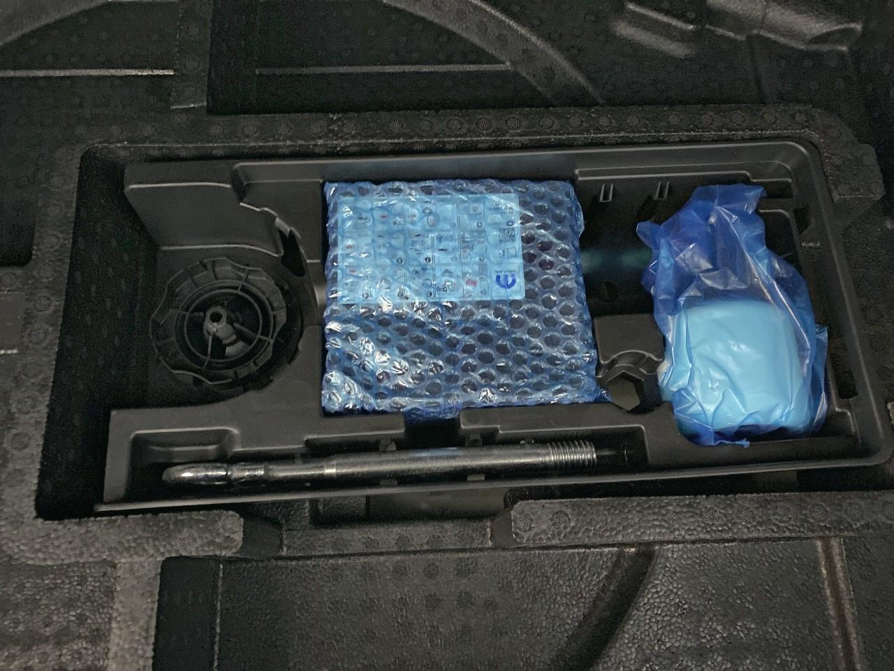 Peugeot 308 hybrid 145 e-dcs6 allure — photo 12