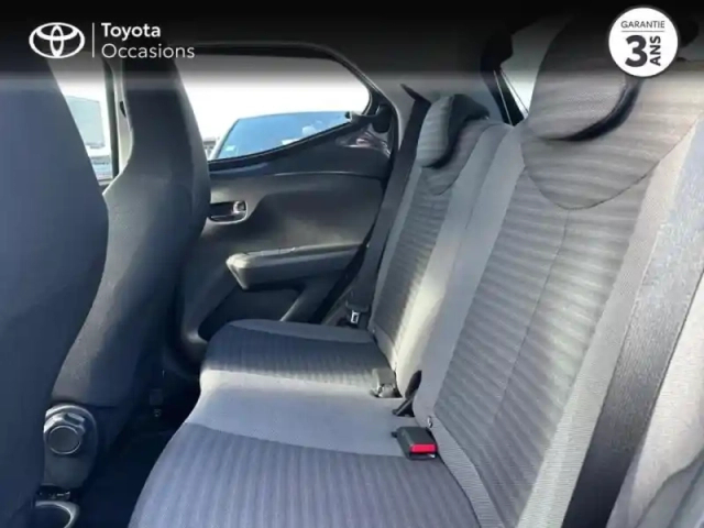 Toyota Aygo 1.0 vvt-i 72ch x-play 5p pack style pack app — photo 12