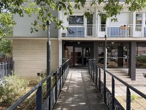 NANTES - PROCÉ Type 3 avec balcons et vue dégagée