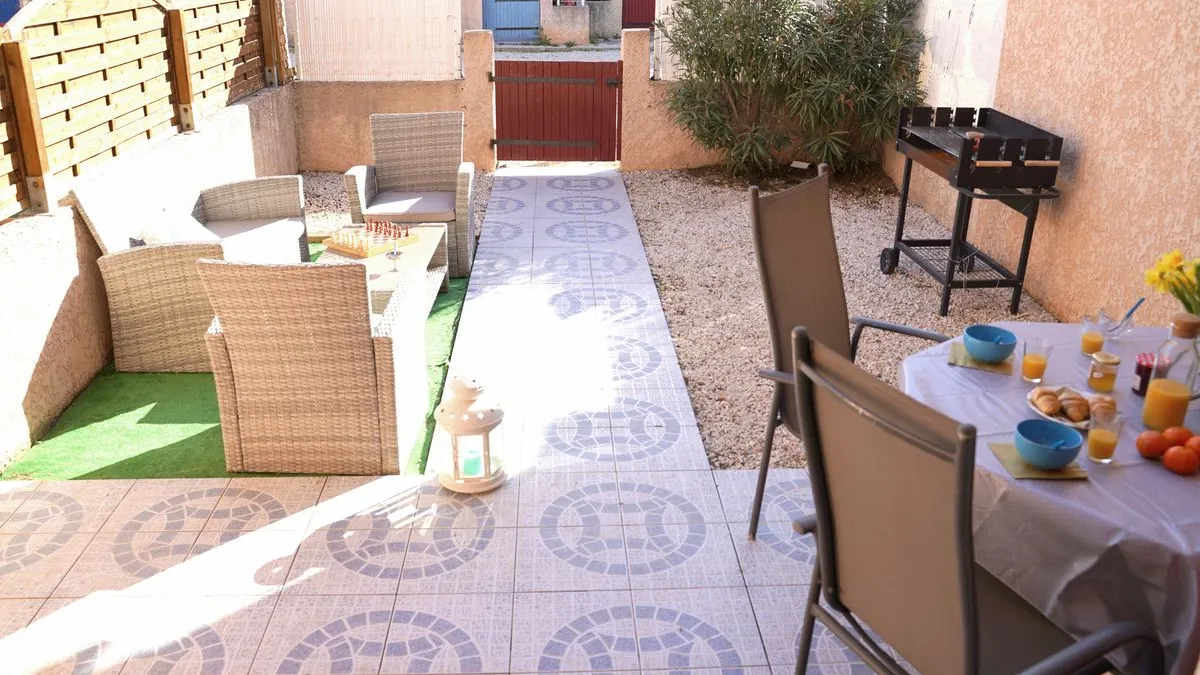 Photo 3