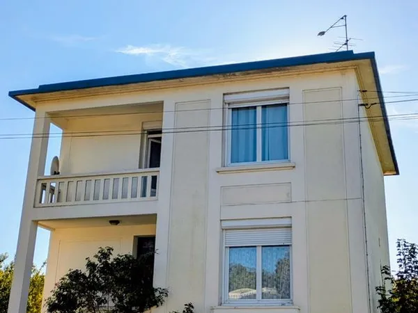 Maison lumineuse, années 50, vente en direct avec propriétaires