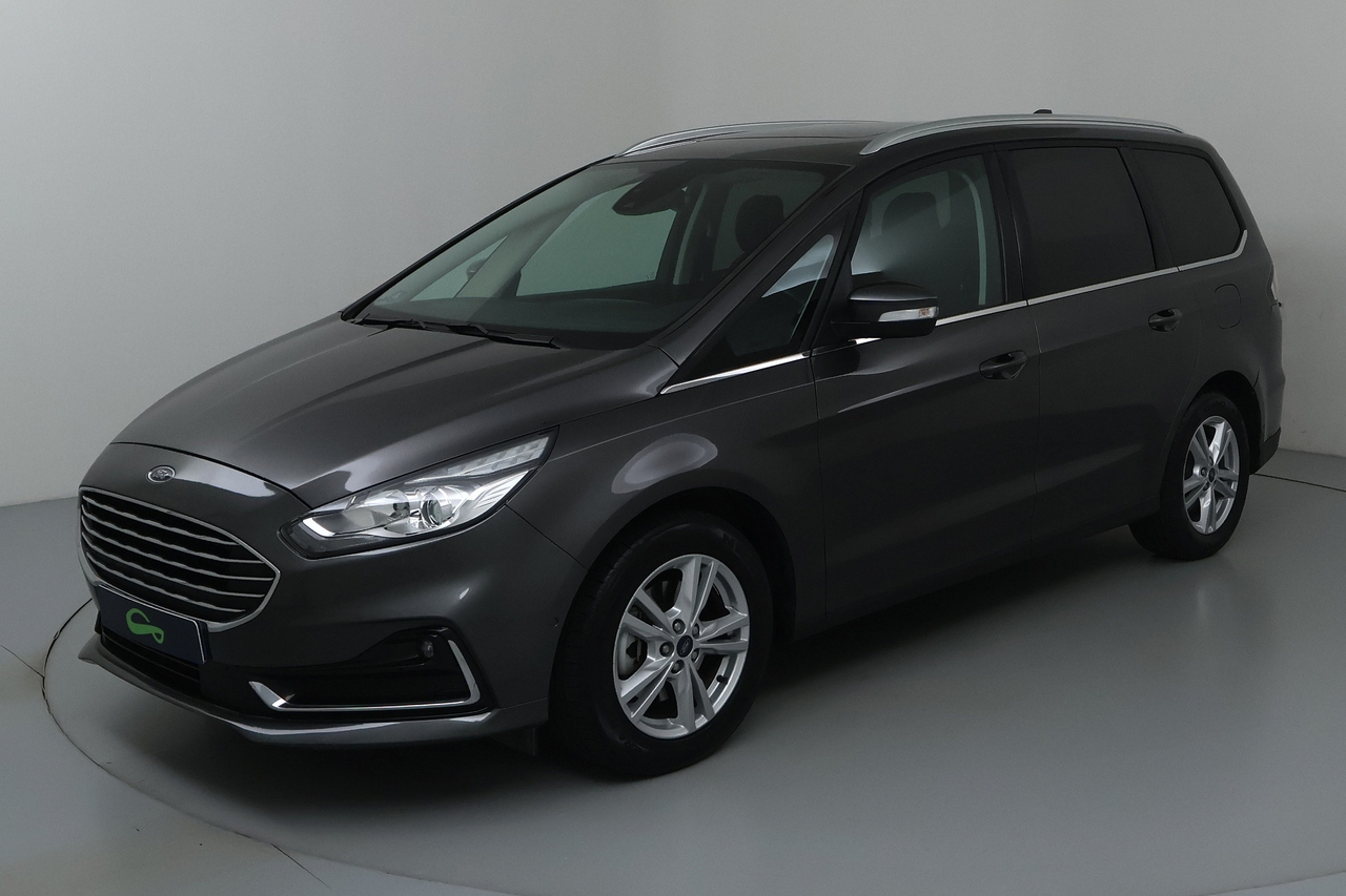 Ford Galaxy — photo 1