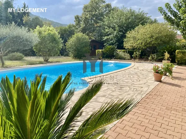 GÉMENOS MAISON T3 SUR 1 780 M2 DE TERRAIN PISCINE T2 I