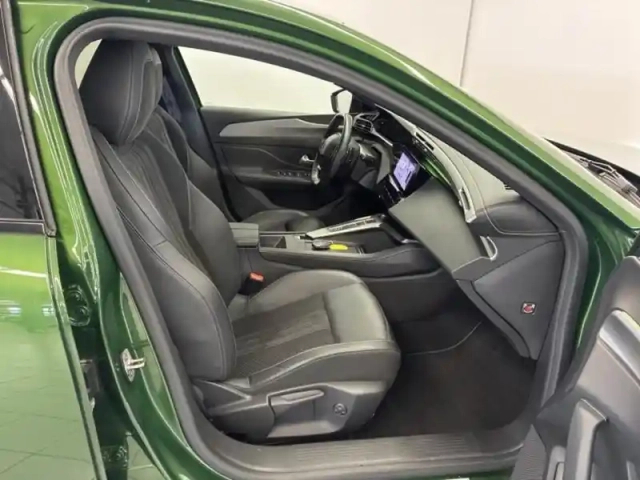 Peugeot 308 phev 225ch gt e-eat8 — photo 11