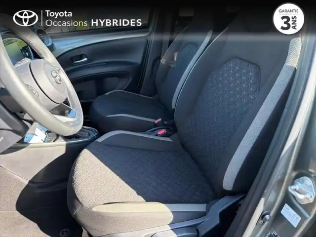 Toyota Aygo X 1.0 vvt-i 72ch design my23 — photo 11