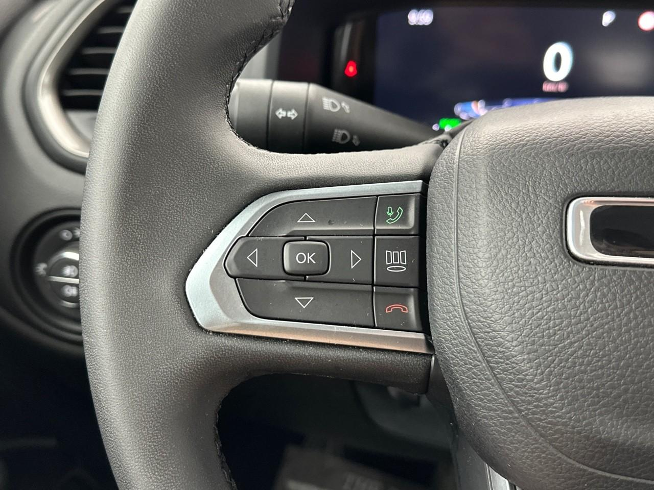Jeep Renegade 1.5 turbo t4 130 ch bvr7 e-hybrid altitude — photo 20