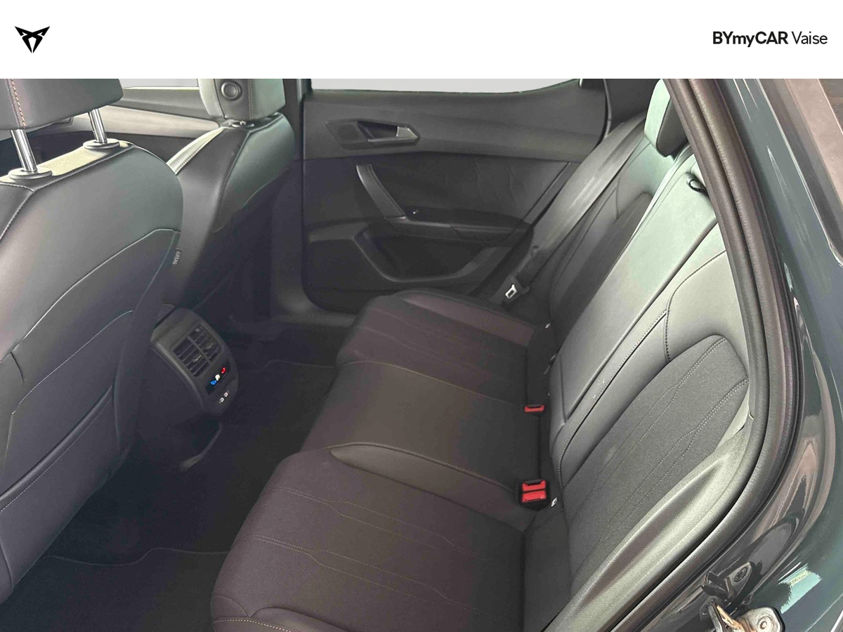 Cupra Leon 1.5 eTSI Hybrid 150 ch DSG7 — photo 12