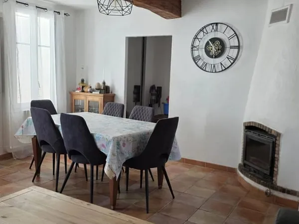 MAISON DE VILLAGE - SIX FOURS