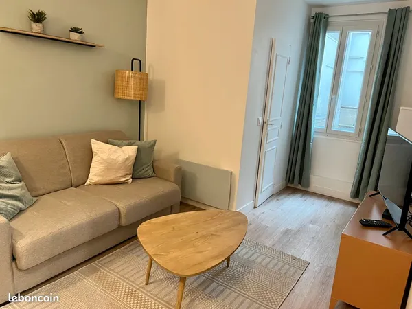 Studio meublé 21,5 m² - Paris 9e - Disponible octobre 2026