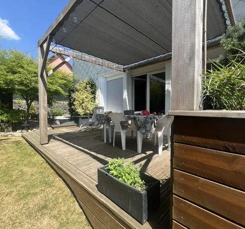 RARE A LA VENTE APPARTEMENT EN REZ DE JARDIN AVEC TERRAIN