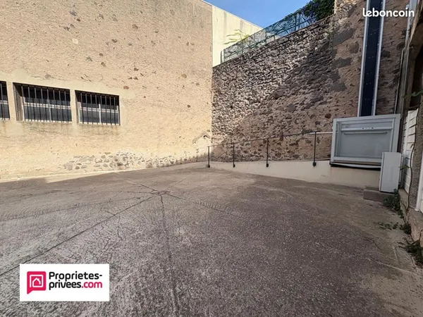 Immeuble 234 m²