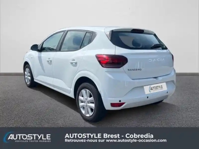 Dacia Sandero 1.0 tce 90ch expression — photo 2