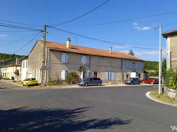 Maison 9 pièces 240 m²