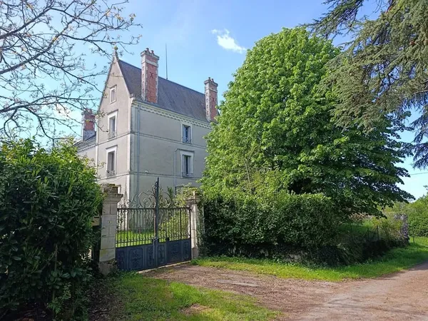 Rare belle demeure avec 13ha autours