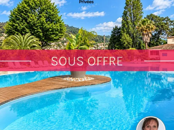 SOLLIES-TOUCAS : COTTAGE DE 34M2 AVEC TERRASSE