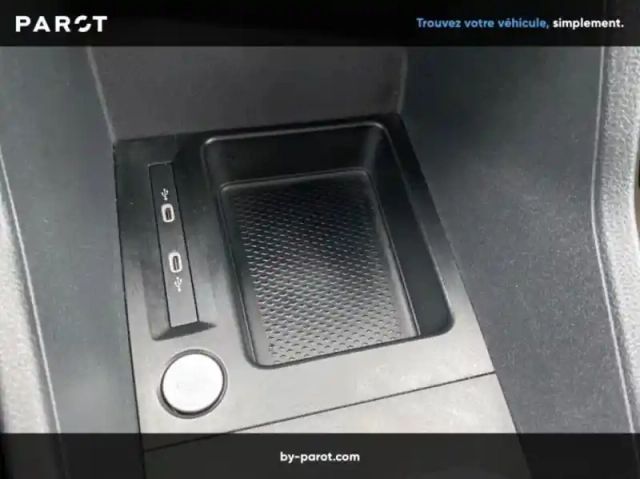 Ford Tourneo Connect 2.0 ecoblue 102ch titanium — photo 31