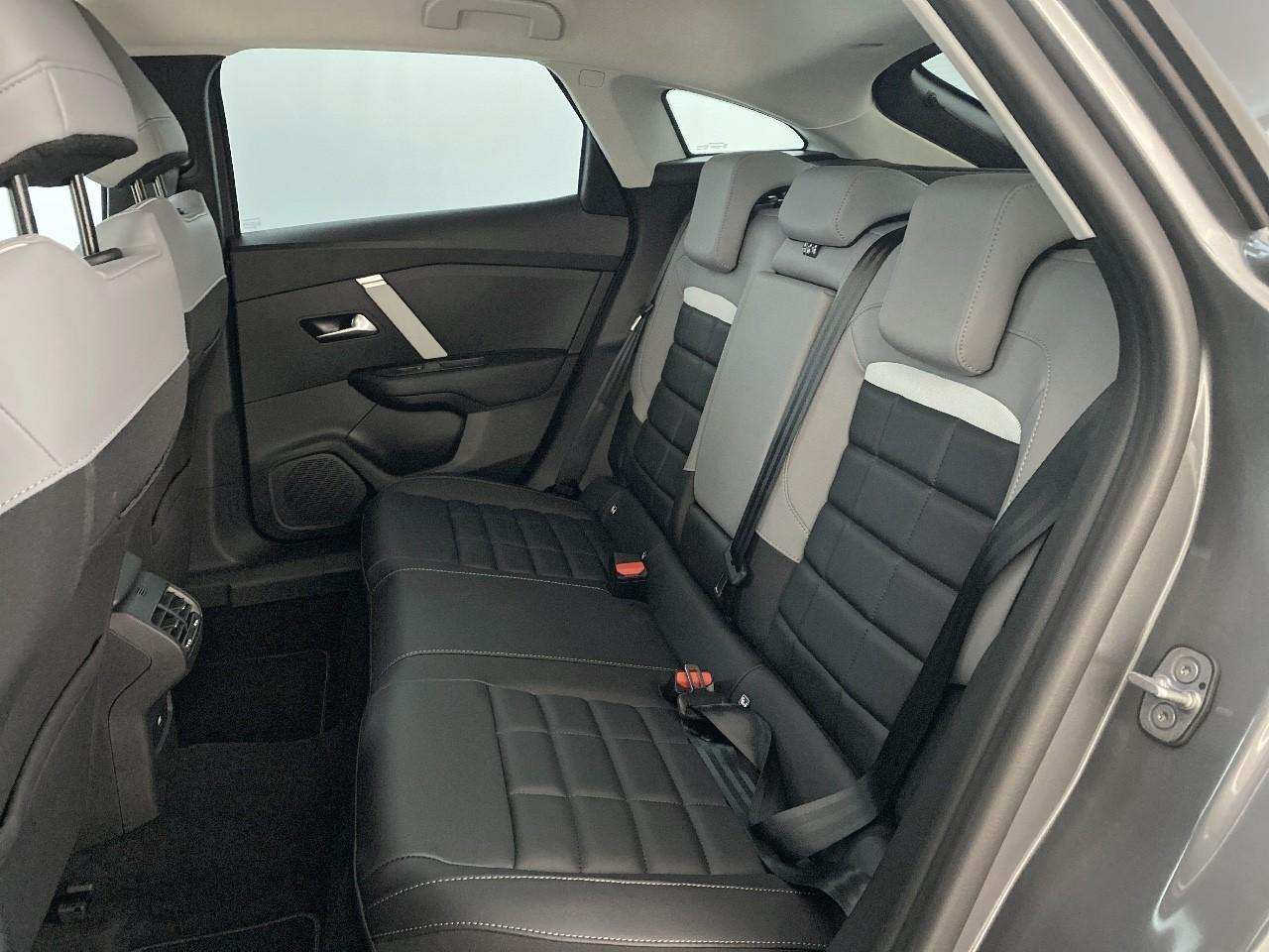 Citroën C4 hybride 145 ch e-dcs6 max — photo 10