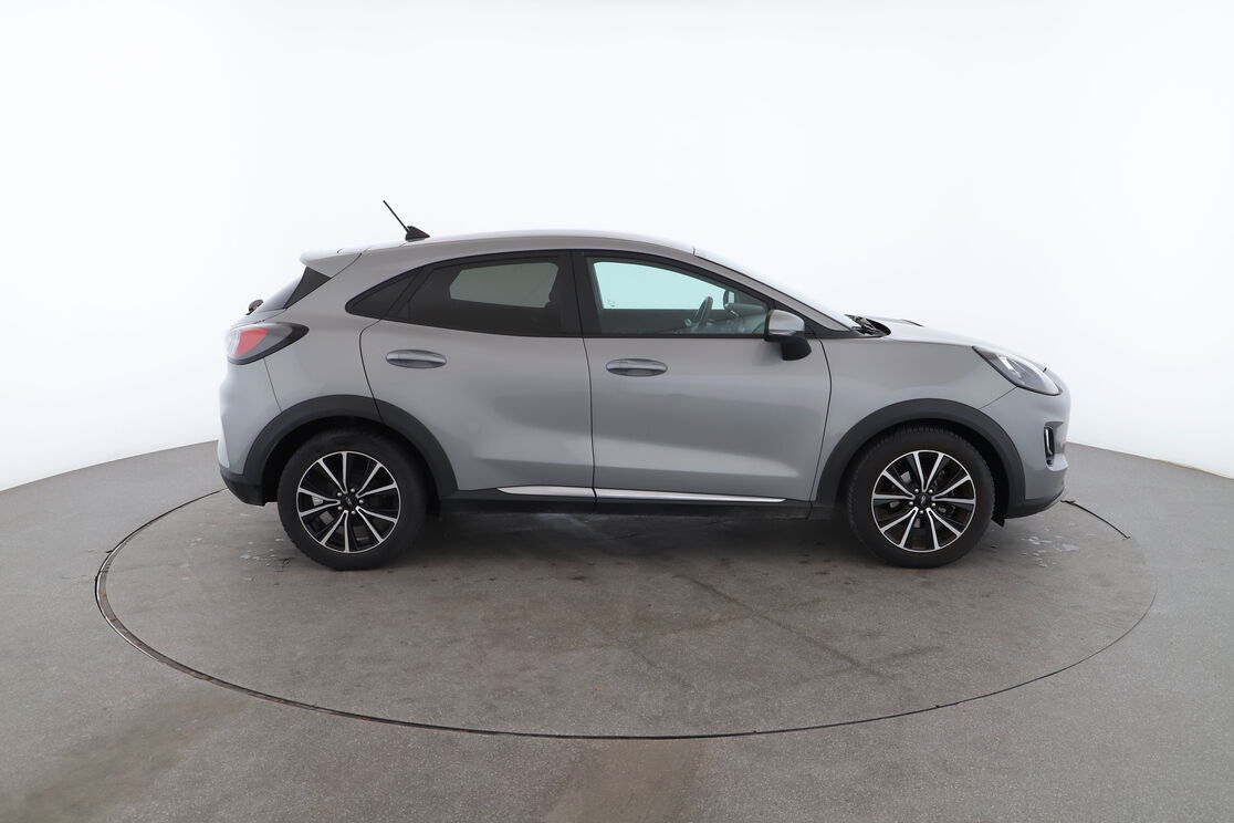 Ford Puma 1.0 EcoBoost mHEV Titanium — photo 6