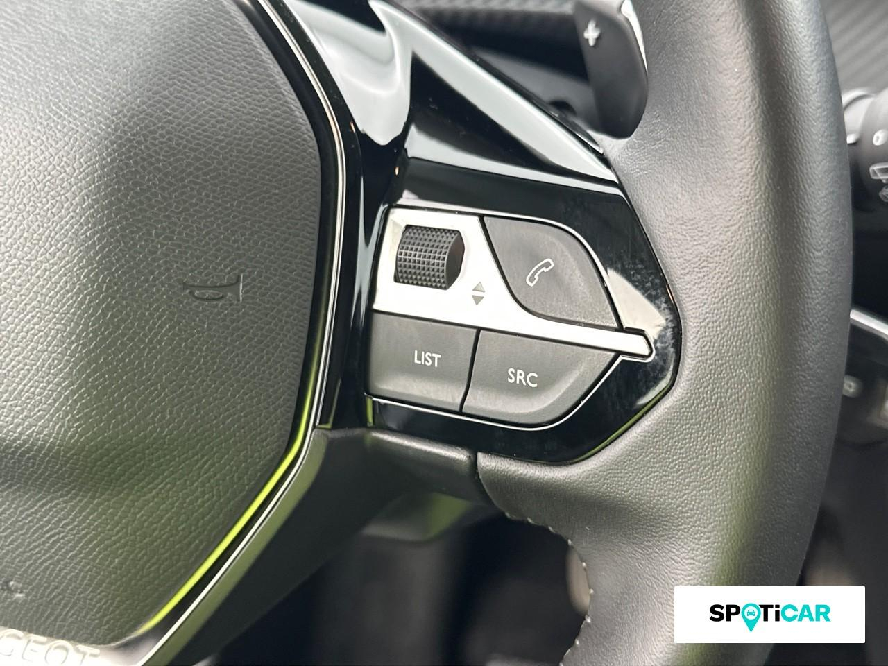 Peugeot 2008 1.2 puretech 130ch s&s active pack eat8 — photo 17