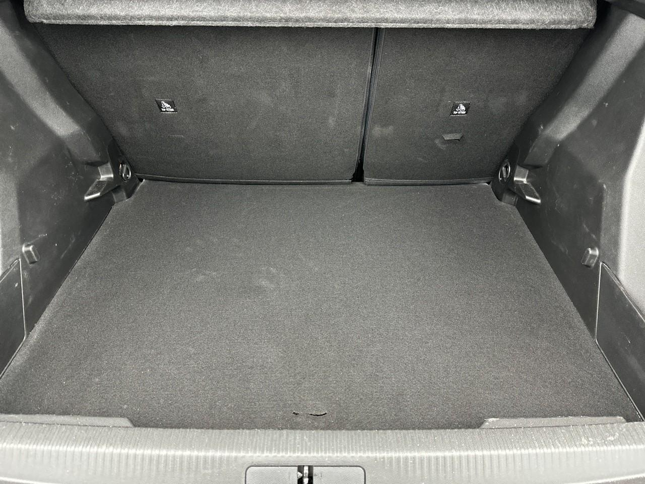 Peugeot 2008 puretech 100 s&s bvm6 active — photo 14