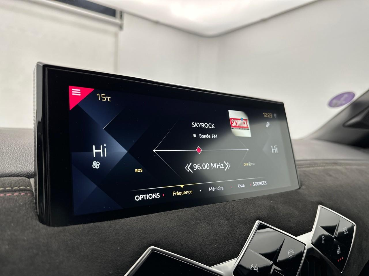 Ds Ds 3 crossback puretech 130 eat8 performance line+ — photo 19