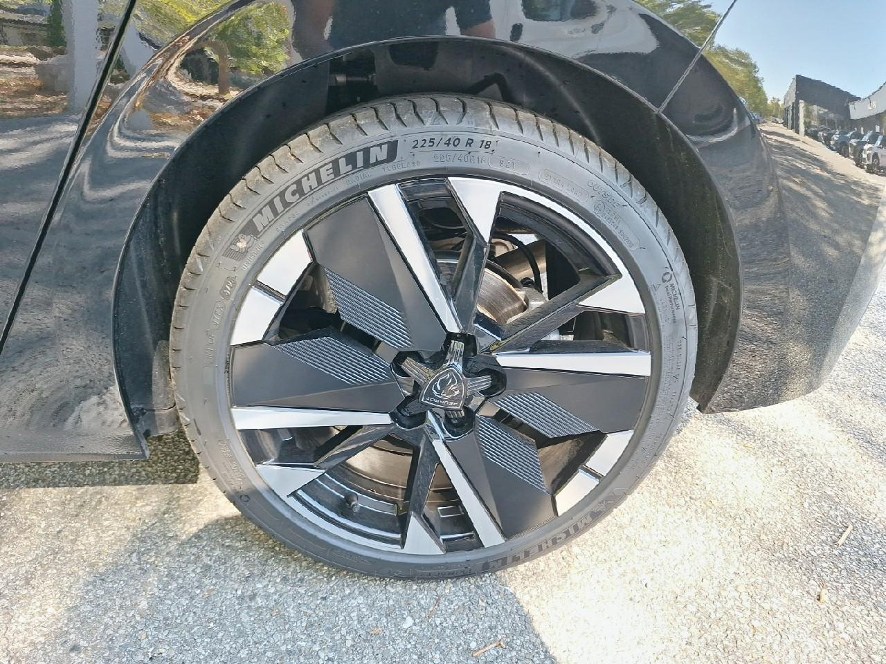 Peugeot 308 1.2 hybrid 145ch gt e-dcs6 — photo 11
