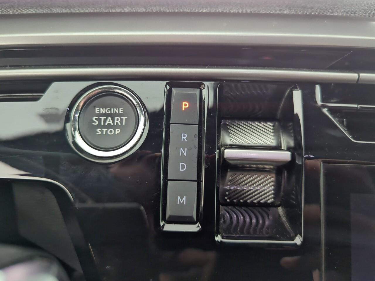 Peugeot 3008 hybrid 136 e-dcs6 allure — photo 30