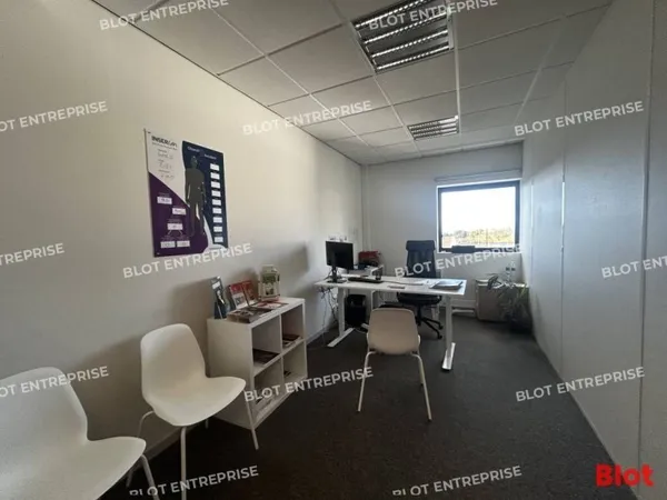 Bureau 155 m²