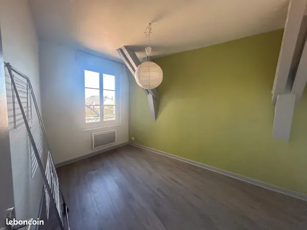 ✨ Appartement 2 pièces — Second étage — Vue exceptionnelle