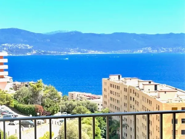 Location meublée beau studio route des Sanguinaires Ajaccio vue mer