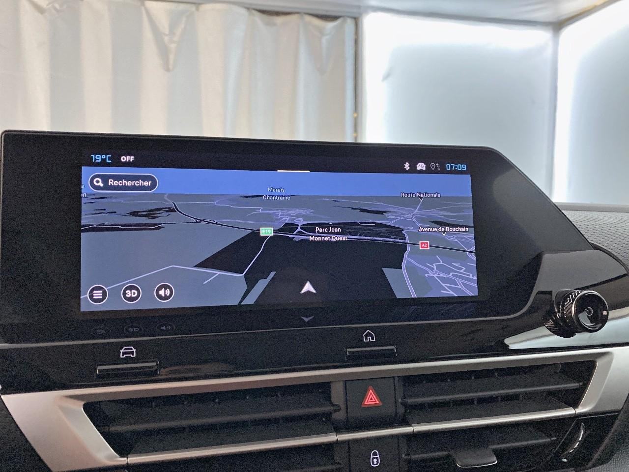 Citroën C4 X hybride 145 ch e-dcs6 max — photo 14