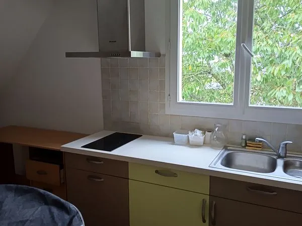 Loue studio meublé pour personne en déplacement