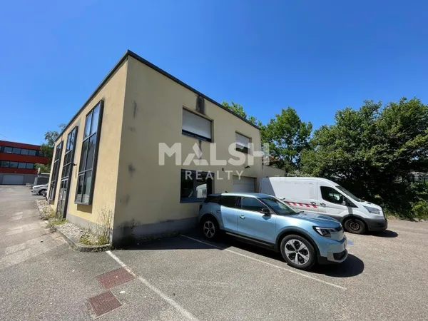 Local industriel 450 m²