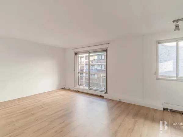 PORTE DES TERNES - GRAND STUDIO ETAGE ELEVE