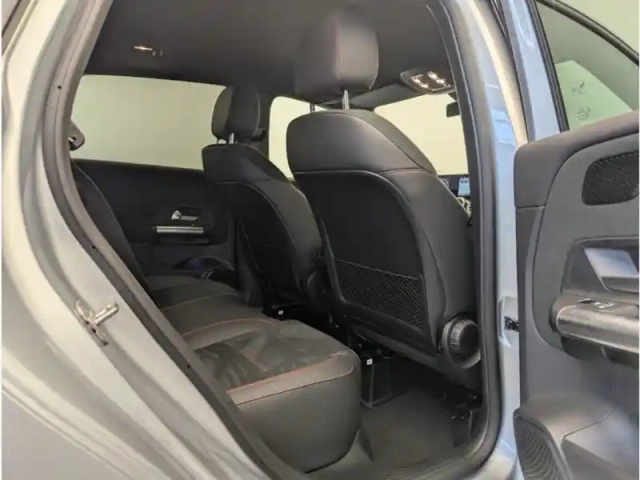 Mercedes Classe B 200 d amg line — photo 22